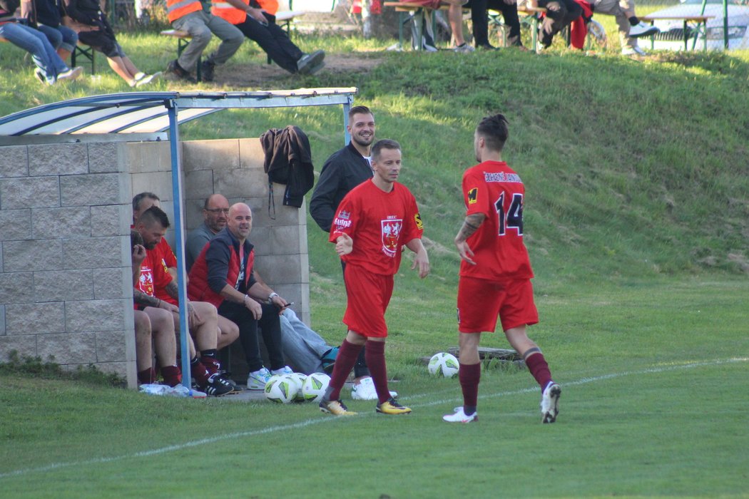 Václav Kadlec v závěru své premiéry za Červené Janovice vystřídal