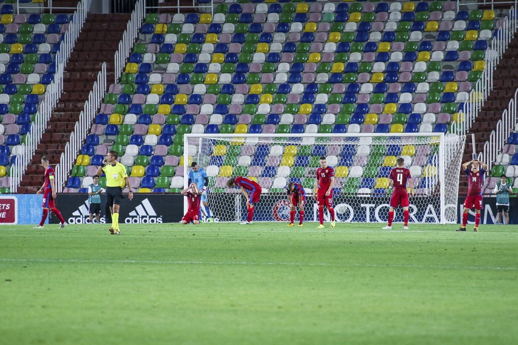 Češi inkasovali s Anglií v posledních vteřinách