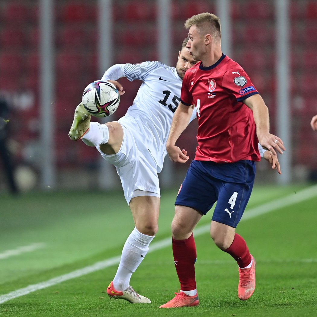 Jakub Brabec v akci na začátku zápasu