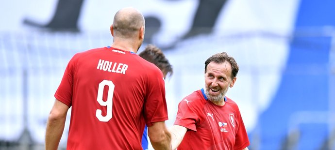 Jan Koller a Karel Poborský na exhibičním utkání v Olmouci u příležitosti 100let od založení klubu