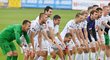 Radost hradeckých fotbalistů po ligovém vítězství 1:0 nad Plzní
