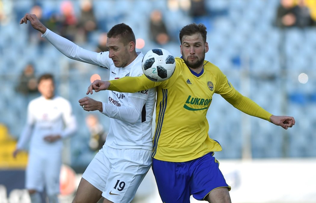 Fotbalisté Slovácka zvítězili na úvod jara ve Zlíně 1:0