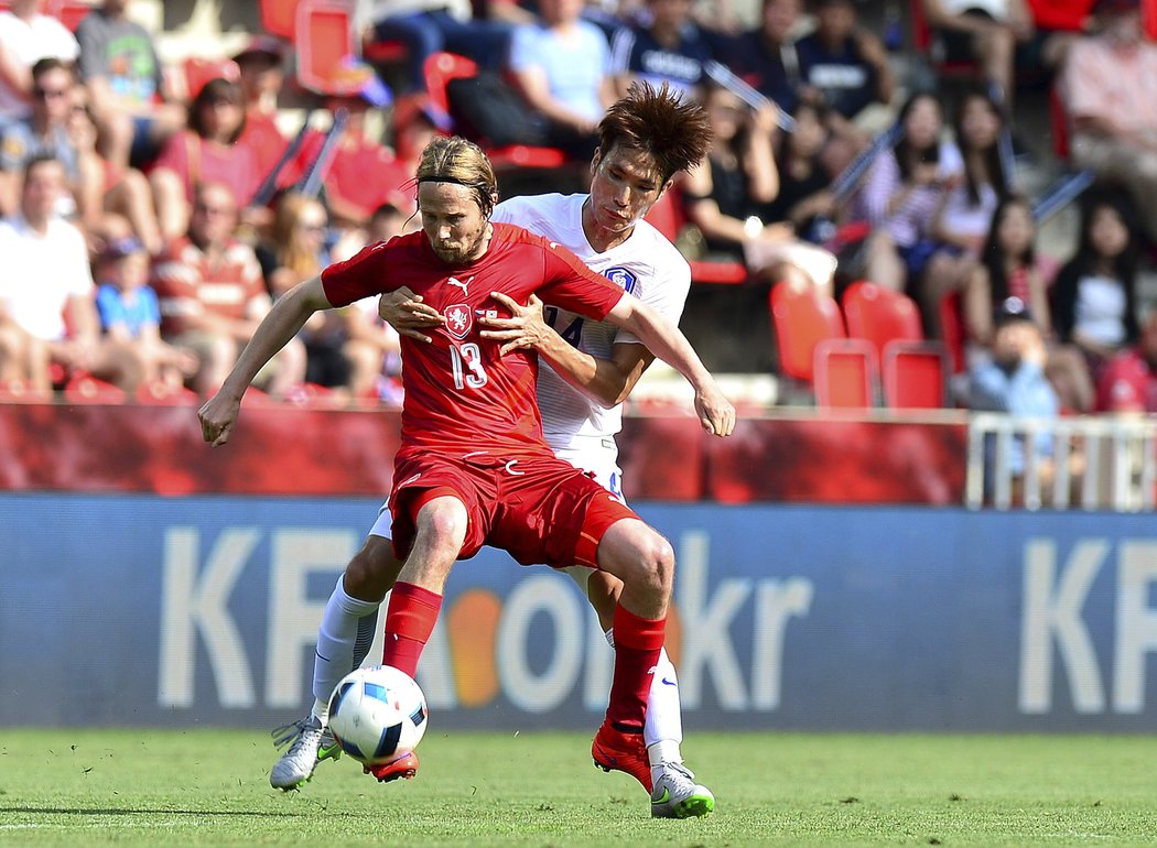 Jaroslav Plašil v utkání s Jižní Koreou