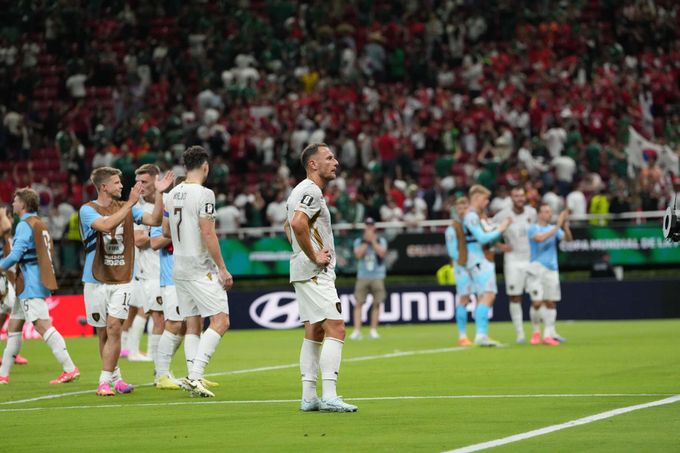 Česko - Jižní Korea 1:2. Krejčí vzbudil celý národ! Ale soupeř zápas otočil Česko - Jižní Korea 1:2. Krejčí vzbudil celý národ! Ale soupeř zápas otočil