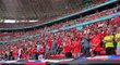 Čeští fanoušci na stadionu v Budapešti před zápasem proti Nizozemsku v osmifinále na mistrovství Evropy