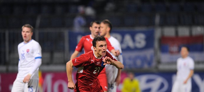 Hrdina! David Lafata se postaral o dva rychlé góly českého výběru v utkání proti Slovensku