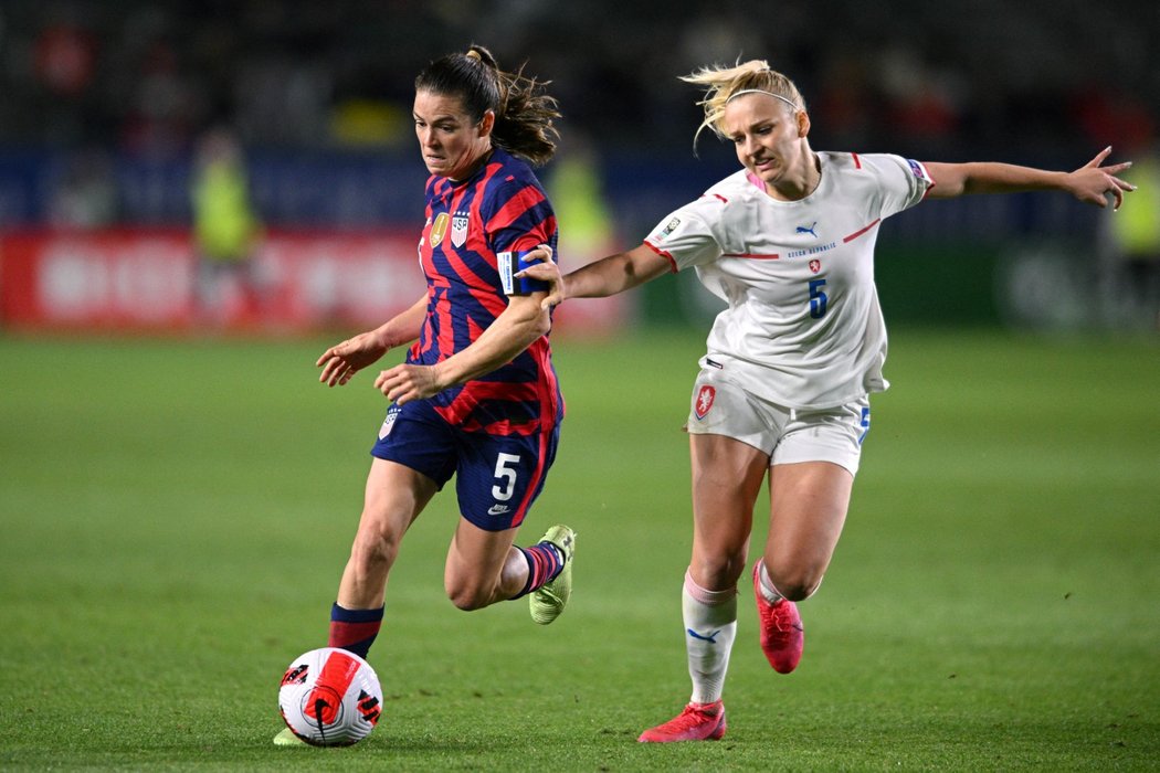 České fotbalistky remizovaly na úvod turnaje SheBelieves Cup s mistryněmi světa z USA 0:0