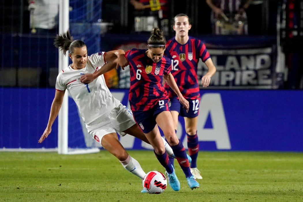 České fotbalistky remizovaly na úvod turnaje SheBelieves Cup s mistryněmi světa z USA 0:0