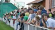 Plno bylo na divizním zápase Sedlčany - Ostrov nejen na hlavní tribuně. Hrálo se v parádní atmosféře. Zápas sledovalo 1223 fanoušků.