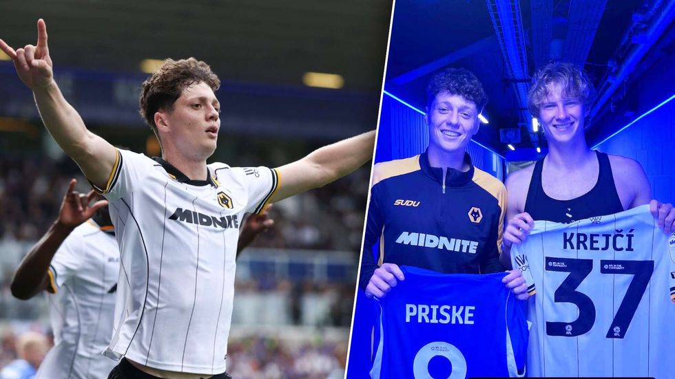 Ladislav Krejčí si po zápase s Birminghamem vyměnil dres se synem Briana Priskeho Augustem