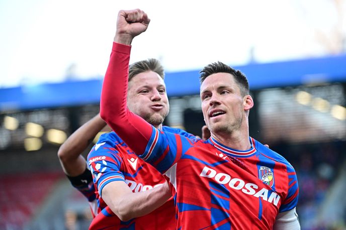 Lukáš Kalvach podle informací iSportu z Plzně do Slovanu Bratislava nakonec nepřestoupí Lukáš Kalvach podle informací iSportu z Plzně do Slovanu Bratislava nakonec nepřestoupí