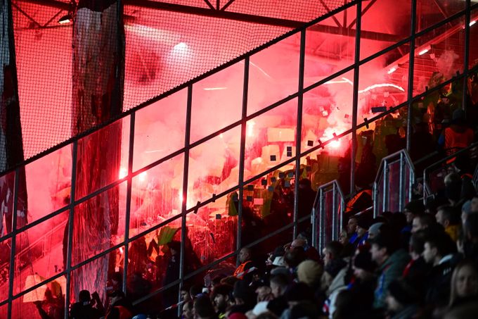 Liga očima fanoušků: Všechno je marnost, víra v Galáska a pyro jen do rukou normálů! Liga očima fanoušků: Všechno je marnost, víra v Galáska a pyro jen do rukou normálů!