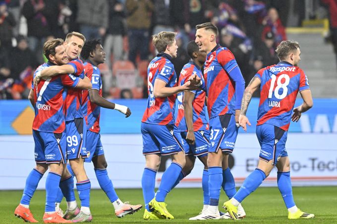 Plzeň hraje za český fotbal. Přímý souboj s Řeky o Ligu mistrů, jaká je situace? Plzeň hraje za český fotbal. Přímý souboj s Řeky o Ligu mistrů, jaká je situace?