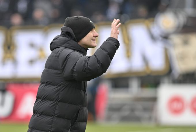 Kouč Slovácka: Zranění Daníčka? Vypínač. Chválil fotbal, debutanty, Jurošku i Krmenčíka Kouč Slovácka: Zranění Daníčka? Vypínač. Chválil fotbal, debutanty, Jurošku i Krmenčíka