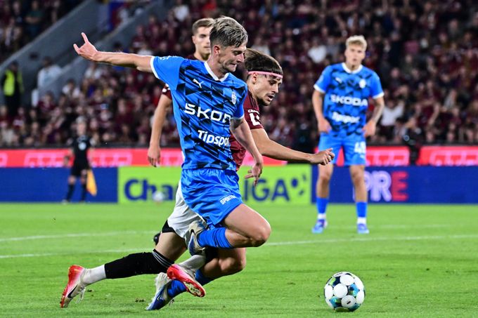 Macek o zrodu „nové“ Boleslavi: Náš fotbal má hlavu a patu, lidi to baví Macek o zrodu „nové“ Boleslavi: Náš fotbal má hlavu a patu, lidi to baví