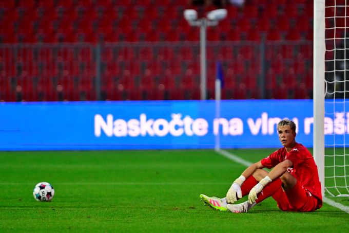Další dobrý gólman Kašík (18). Pomáhá mi mentální kouč, řekl objev Artisu po premiéře Další dobrý gólman Kašík (18). Pomáhá mi mentální kouč, řekl objev Artisu po premiéře
