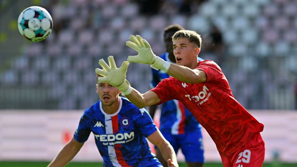 Brankář Artisu Richard Kašík