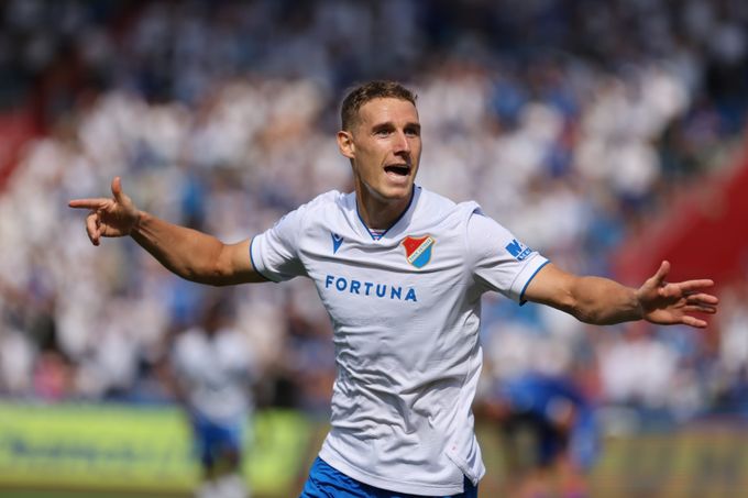 ONLINE: Baník - Artis 1:0. Divoký start zápasu, další neuznaný gól kvůli ofsajdu ONLINE: Baník - Artis 1:0. Divoký start zápasu, další neuznaný gól kvůli ofsajdu