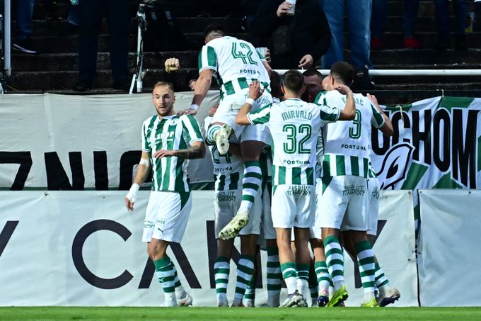 ONLINE: Bohemians - Mladá Boleslav 1:0. Domácí vedou. Čermák se krásně trefil z přímého kopu ONLINE: Bohemians - Mladá Boleslav 1:0. Domácí vedou. Čermák se krásně trefil z přímého kopu