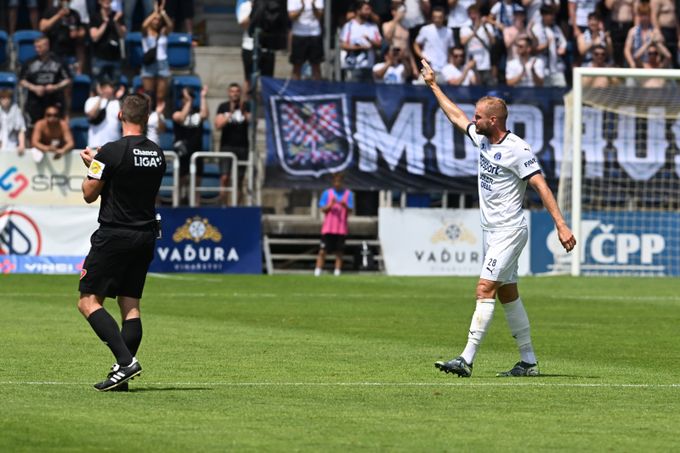 Slovácko - Artis 3:0. Loučení zraněného Daníčka. Nechci to nikdy zažít, ulevil si Skuhravý Slovácko - Artis 3:0. Loučení zraněného Daníčka. Nechci to nikdy zažít, ulevil si Skuhravý
