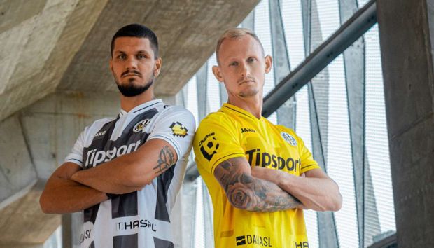 Domácí a venkovní sada Hradce Králové Domácí a venkovní sada Hradce Králové