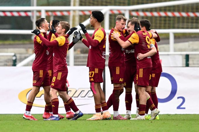 ONLINE: Dukla - Liberec 1:0. Boleslav nastřílela Zlínu tři góly za poločas ONLINE: Dukla - Liberec 1:0. Boleslav nastřílela Zlínu tři góly za poločas