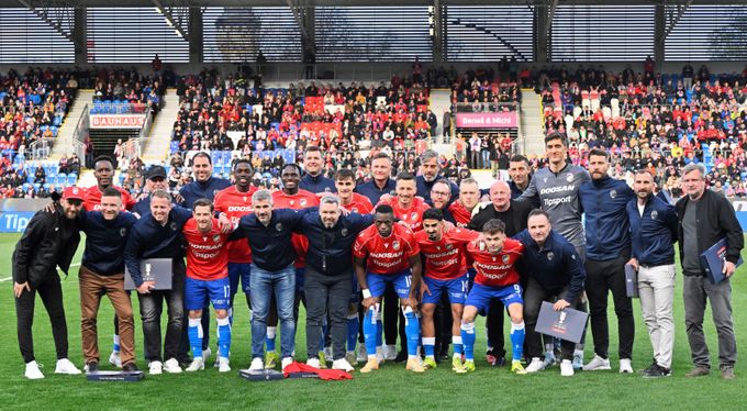 Co dnes dělají první mistři z Plzně: expert v rádiu i řidič MHD. Už jen dva pořád hrají Co dnes dělají první mistři z Plzně: expert v rádiu i řidič MHD. Už jen dva pořád hrají