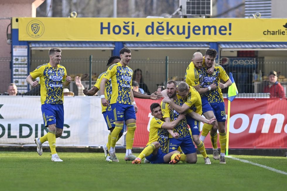 SESTŘIH: Zlín - Plzeň 3:0. Senzace, dvakrát se trefil Cupák! Jsem hrdý, řekl Červenka SESTŘIH: Zlín - Plzeň 3:0. Senzace, dvakrát se trefil Cupák! Jsem hrdý, řekl Červenka