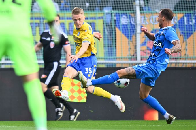 ONLINE: Mladá Boleslav - Teplice 0:0. Pardubice po gólu Ichy vedou nad Zlínem ONLINE: Mladá Boleslav - Teplice 0:0. Pardubice po gólu Ichy vedou nad Zlínem