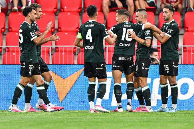 ONLINE: Pardubice - Jablonec 0:1. Icha si do vlastní brány srazil Součkův centr ONLINE: Pardubice - Jablonec 0:1. Icha si do vlastní brány srazil Součkův centr