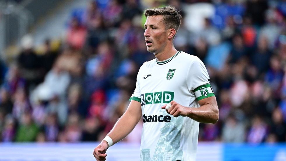 Karvinský obránce Dávid Krčík