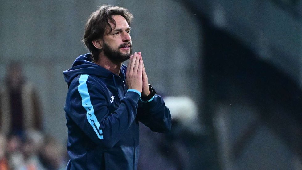 Trenér Karviné Marek Jarolím během zápasu se Spartou