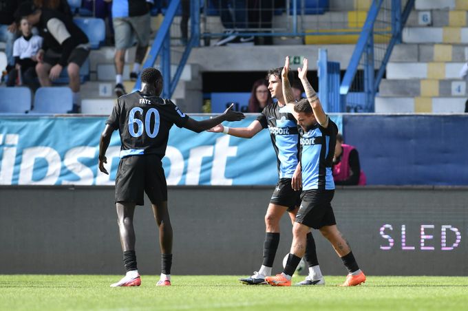 ONLINE: Slovan vede nad Mladou Boleslaví. Oslabené Slovácko prohrává s Bohemians ONLINE: Slovan vede nad Mladou Boleslaví. Oslabené Slovácko prohrává s Bohemians