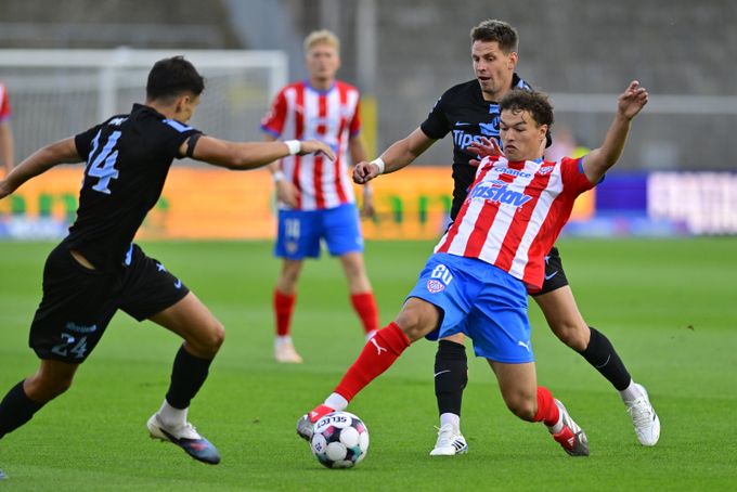 ONLINE: Zbrojovka - Liberec 0:0. Domácí na vlně, Bořil se při premiéře za Slovan zranil ONLINE: Zbrojovka - Liberec 0:0. Domácí na vlně, Bořil se při premiéře za Slovan zranil
