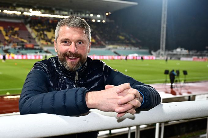 Hašek vymyslel převrat, v Baníku si aspoň průšvih uvědomujou. Galásek? Kdyby se naučil... Hašek vymyslel převrat, v Baníku si aspoň průšvih uvědomujou. Galásek? Kdyby se naučil...