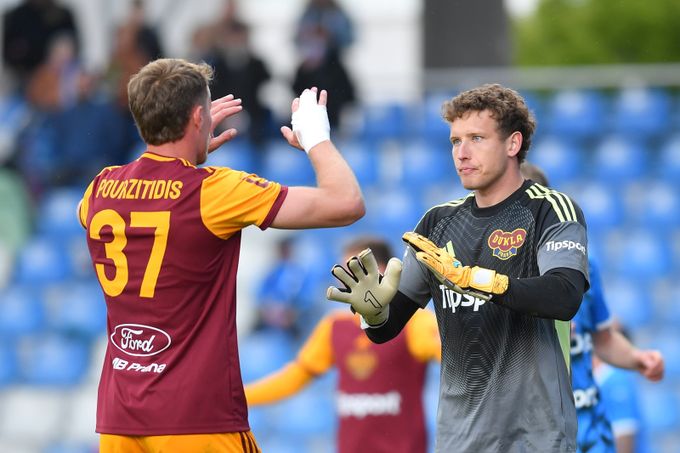 Dukla je v boji s Baníkem ve výhodě. Klidný Šustr ale varuje: To není nic, pokud… Dukla je v boji s Baníkem ve výhodě. Klidný Šustr ale varuje: To není nic, pokud…