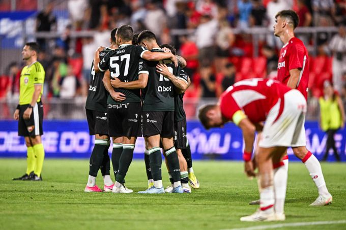 Mizerné Pardubice v útoku, na tribuně seděla možná posila. Máme o něj zájem, potvrdil Trousil Mizerné Pardubice v útoku, na tribuně seděla možná posila. Máme o něj zájem, potvrdil Trousil