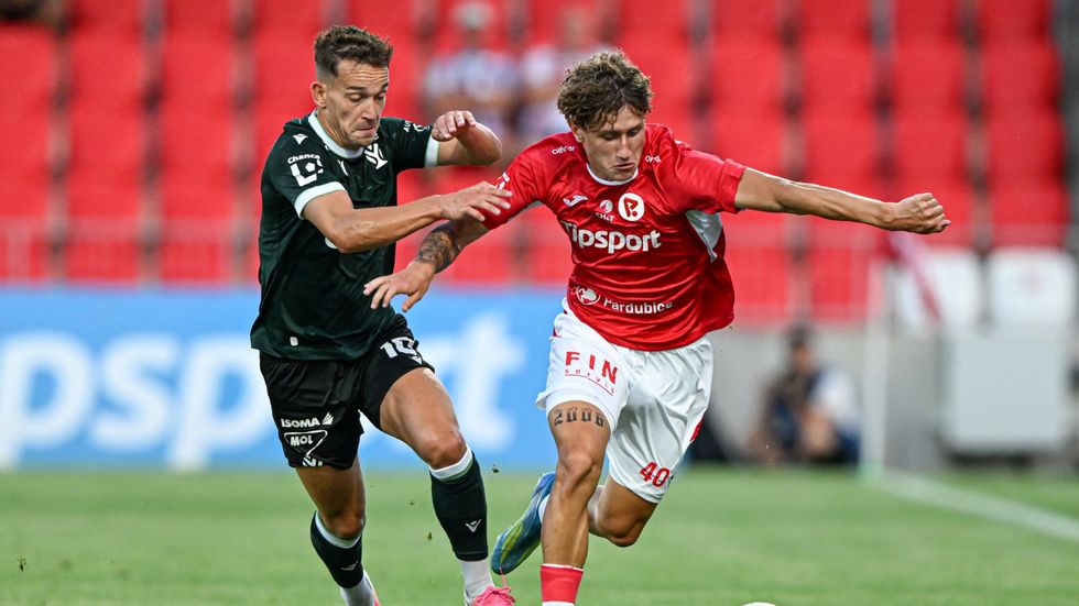 Tobias Boledovič v dresu Pardubic
