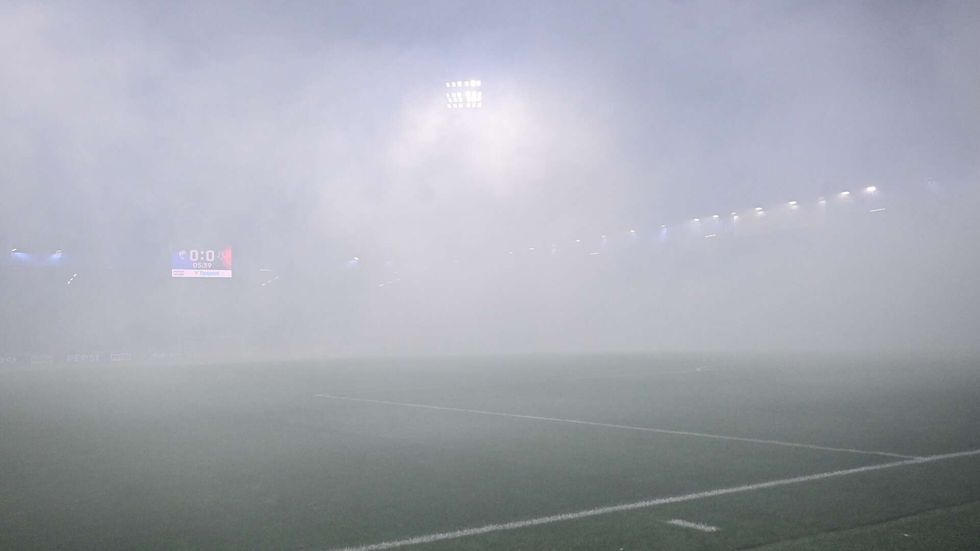 Zápas Plzeň - Slavia byl v úvodu přerušen kvůli pyrotechnice