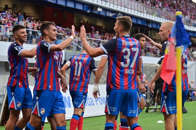 ONLINE los play off evropských pohárů: nepříjemný sok pro Spartu, Plzni i Hradci hrozí těžké výjezdy ONLINE los play off evropských pohárů: nepříjemný sok pro Spartu, Plzni i Hradci hrozí těžké výjezdy
