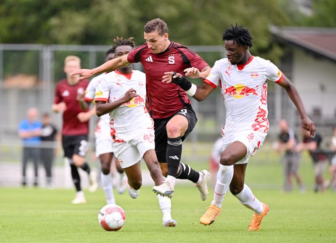 Pavelka na stoperu jako symbol rotace. Risk se ale nesmí změnit v hazard Pavelka na stoperu jako symbol rotace. Risk se ale nesmí změnit v hazard