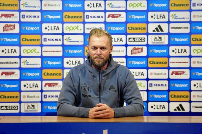 Změny v Sigmě: kouč do Baníku, přicházejí trenéři z Dukly a Zbrojovky. Dva návraty zkušených? Změny v Sigmě: kouč do Baníku, přicházejí trenéři z Dukly a Zbrojovky. Dva návraty zkušených?