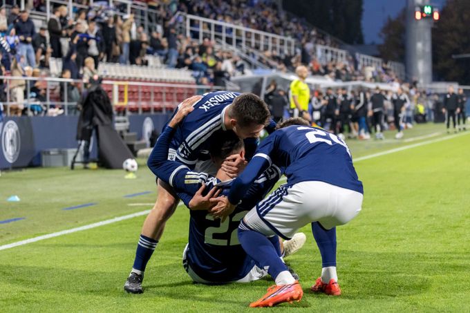 ONLINE: Olomouc - Liberec 1:0. Mladá Boleslav porazila Teplice, Pardubice uspěly proti Zlínu ONLINE: Olomouc - Liberec 1:0. Mladá Boleslav porazila Teplice, Pardubice uspěly proti Zlínu