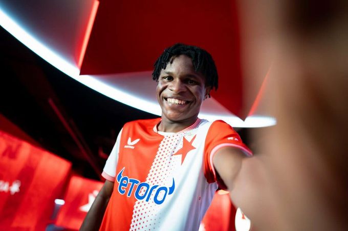 Raketový vzestup! Nová posila Slavie o cestě z Vlašimi do Edenu za rok. Pomohli krajané Raketový vzestup! Nová posila Slavie o cestě z Vlašimi do Edenu za rok. Pomohli krajané