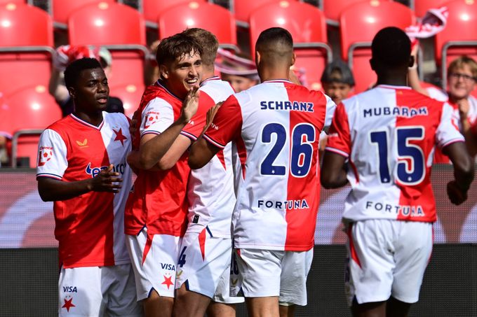 Slavia - Pardubice 2:1. Sešívaná jízda pokračuje, třetí výhru v řadě zařídil Chytil Slavia - Pardubice 2:1. Sešívaná jízda pokračuje, třetí výhru v řadě zařídil Chytil