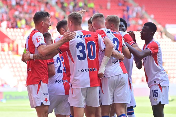 Jak Trpišovský skládá sestavu Slavie: promyšlená rotace a silná osa týmu Jak Trpišovský skládá sestavu Slavie: promyšlená rotace a silná osa týmu