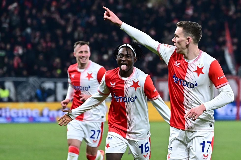 ONLINE: Slavia - Slovácko 0:0. Holeš po zranění zpět v základu, debut pro odchovance ONLINE: Slavia - Slovácko 0:0. Holeš po zranění zpět v základu, debut pro odchovance