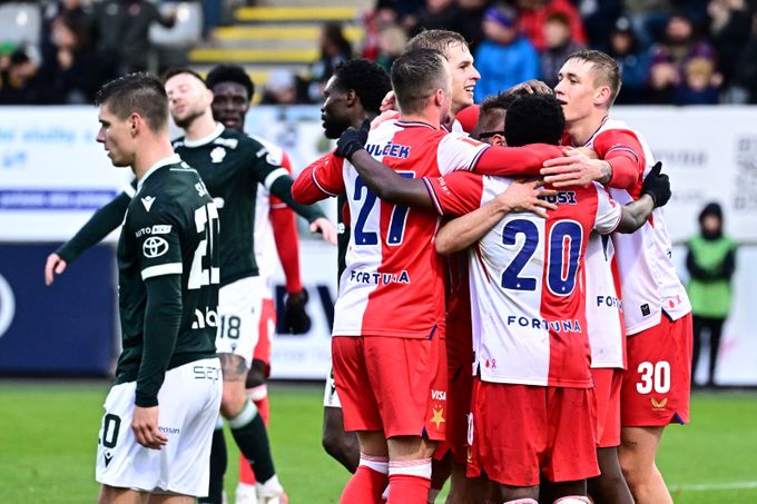 ONLINE: Jablonec - Slavia 0:1. Na konci poločasu otevřel skóre Mubarak ONLINE: Jablonec - Slavia 0:1. Na konci poločasu otevřel skóre Mubarak