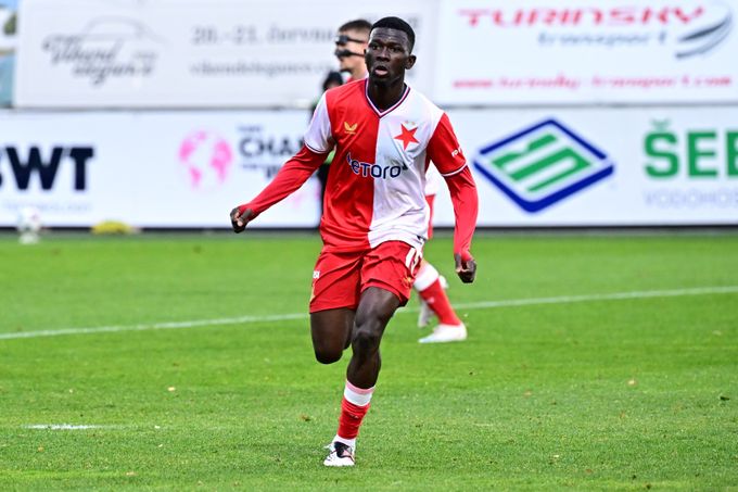 ONLINE: Jablonec - Slavia 0:1. Skóre otevřel Mubarak, brankář Hanuš musel střídat ONLINE: Jablonec - Slavia 0:1. Skóre otevřel Mubarak, brankář Hanuš musel střídat