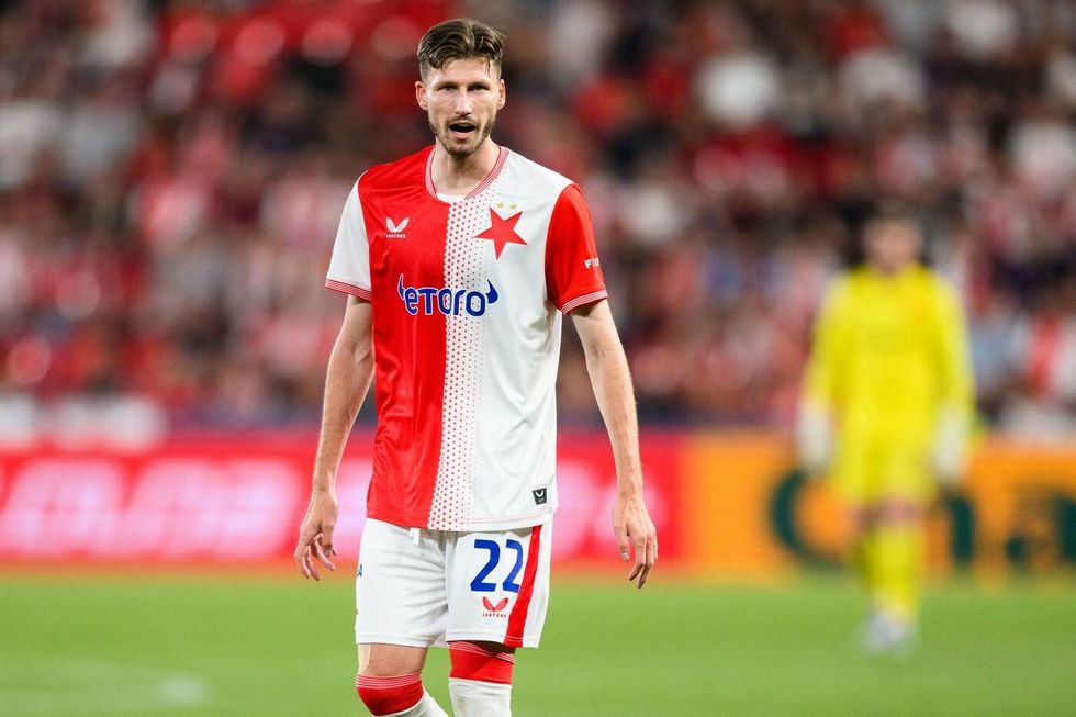 Vorlický míří ze Slavie do Zbrojovky. Přijít má i česká posila z Lotyška Vorlický míří ze Slavie do Zbrojovky. Přijít má i česká posila z Lotyška